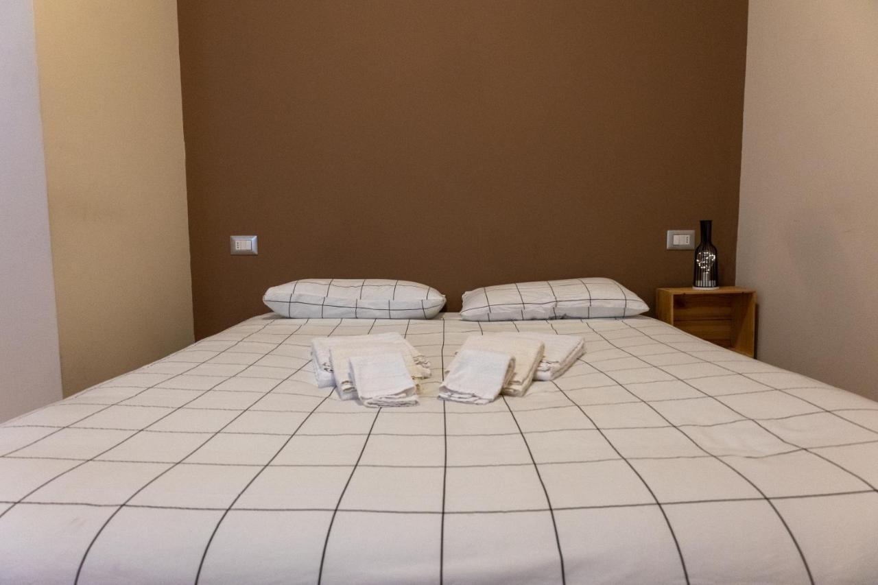 La Stazione Bed & Breakfast Trontano ภายนอก รูปภาพ